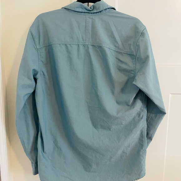 Wrangler Gray and Blue ATG Shirt - Picture 2 of 3